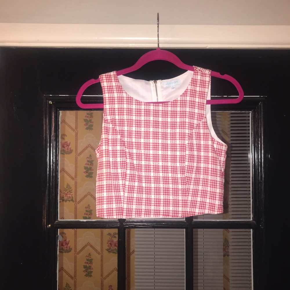 Checkered Crop